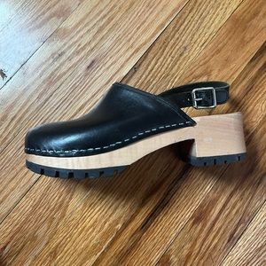 Size 38 Hasbeens - unique, discontinued style!